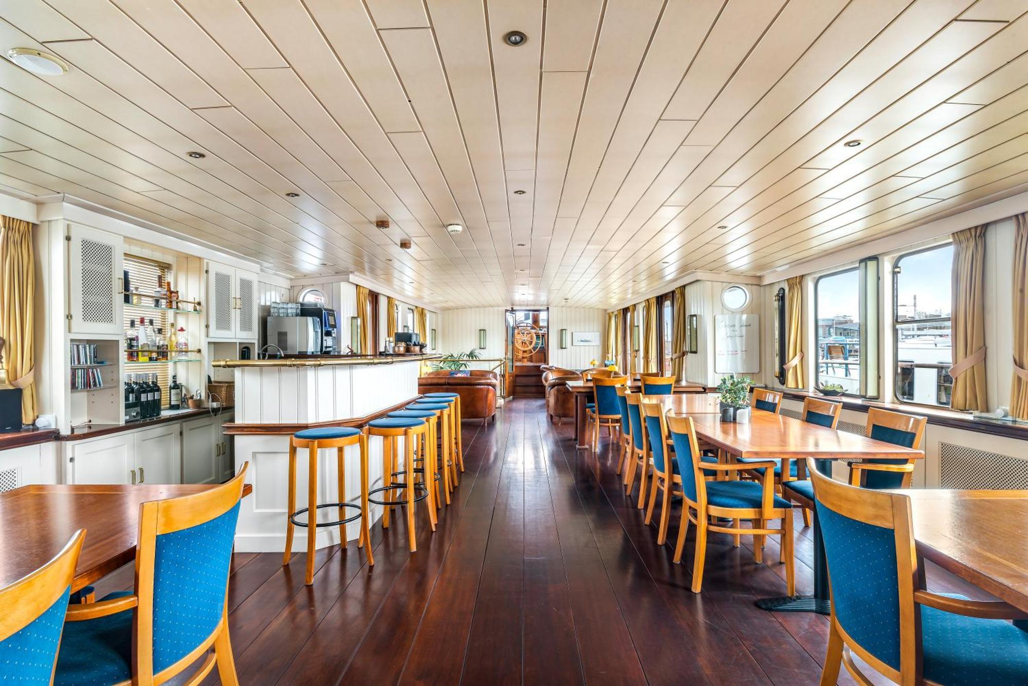 Botel Sailing Home Amsterdam Exteriör bild
